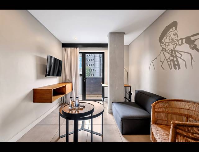 1 BEDROOM APARTMENT FOR SALE IN SANDOWN